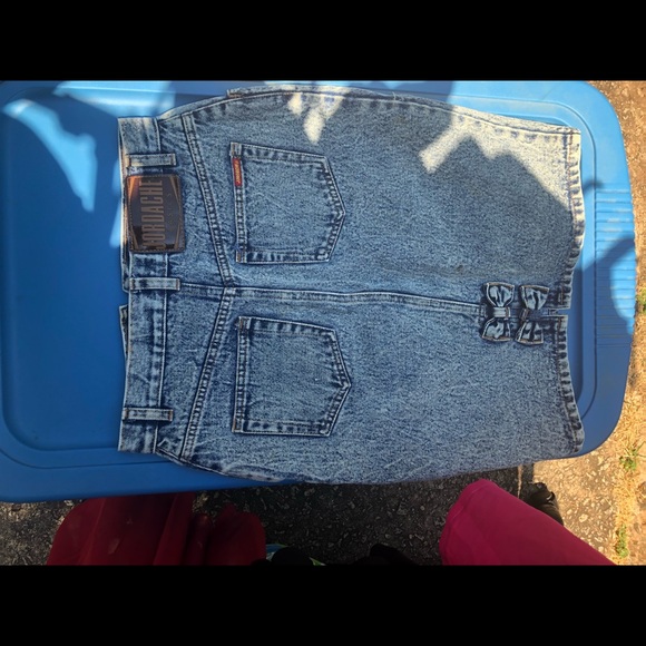 Stone wash skirt - Picture 2 of 2